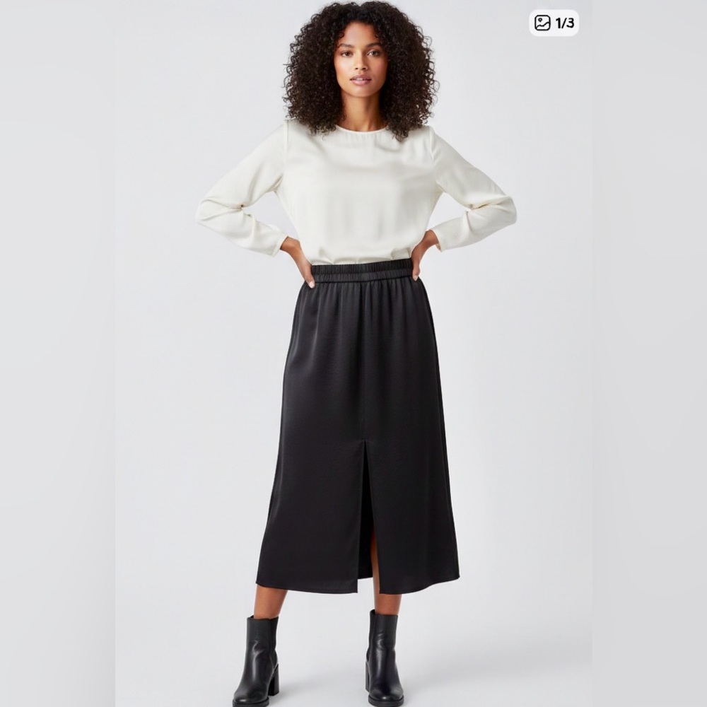 Elegant Black Women's Skirt Truth